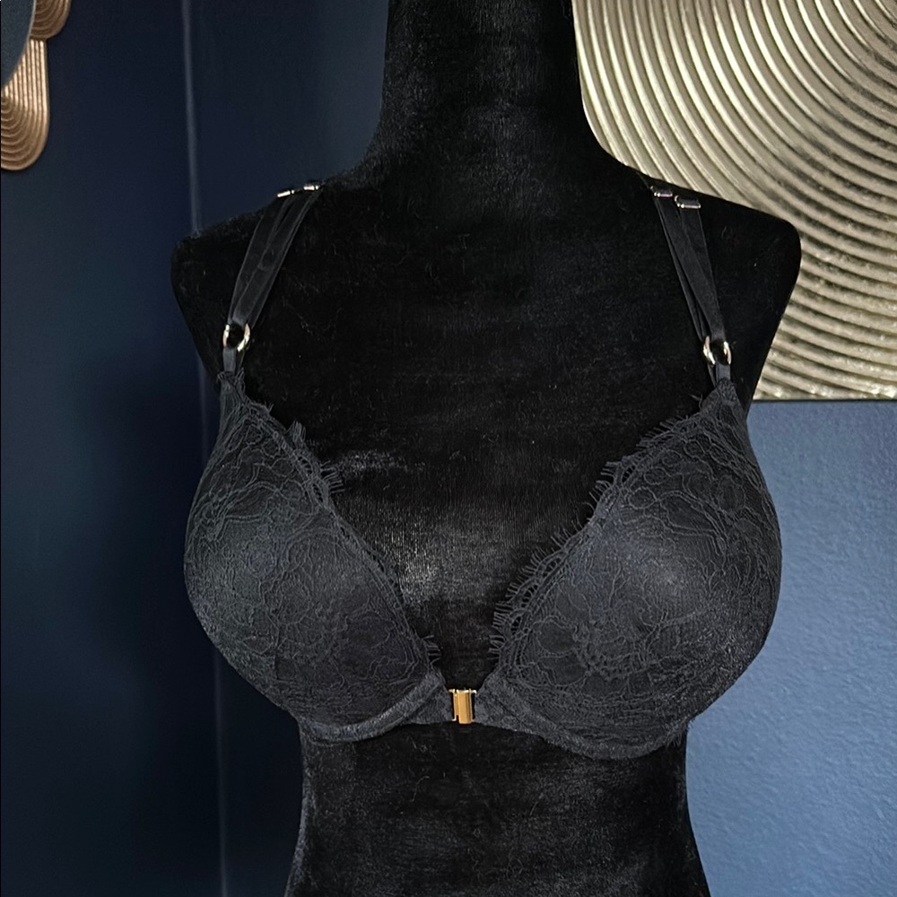 Victoria’s Secret Bombshell Bra